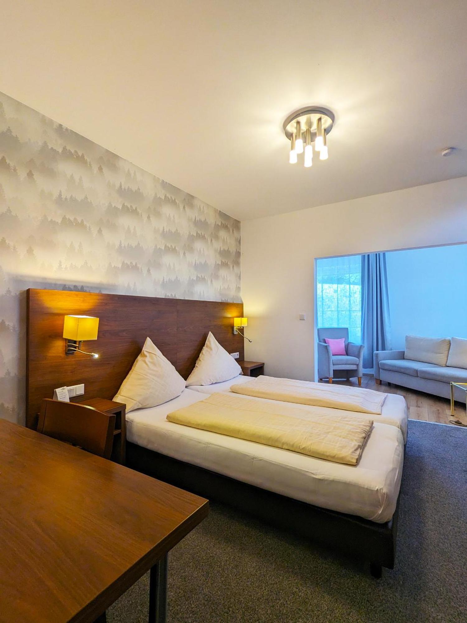เยนุสกาสท์โฮฟ ฟุลดาเควลเลอ แอนด์ แบรค์โฮฟ วัสเซอร์คุพเพอ Hotel เกอร์สเฟลด์ ห้อง รูปภาพ