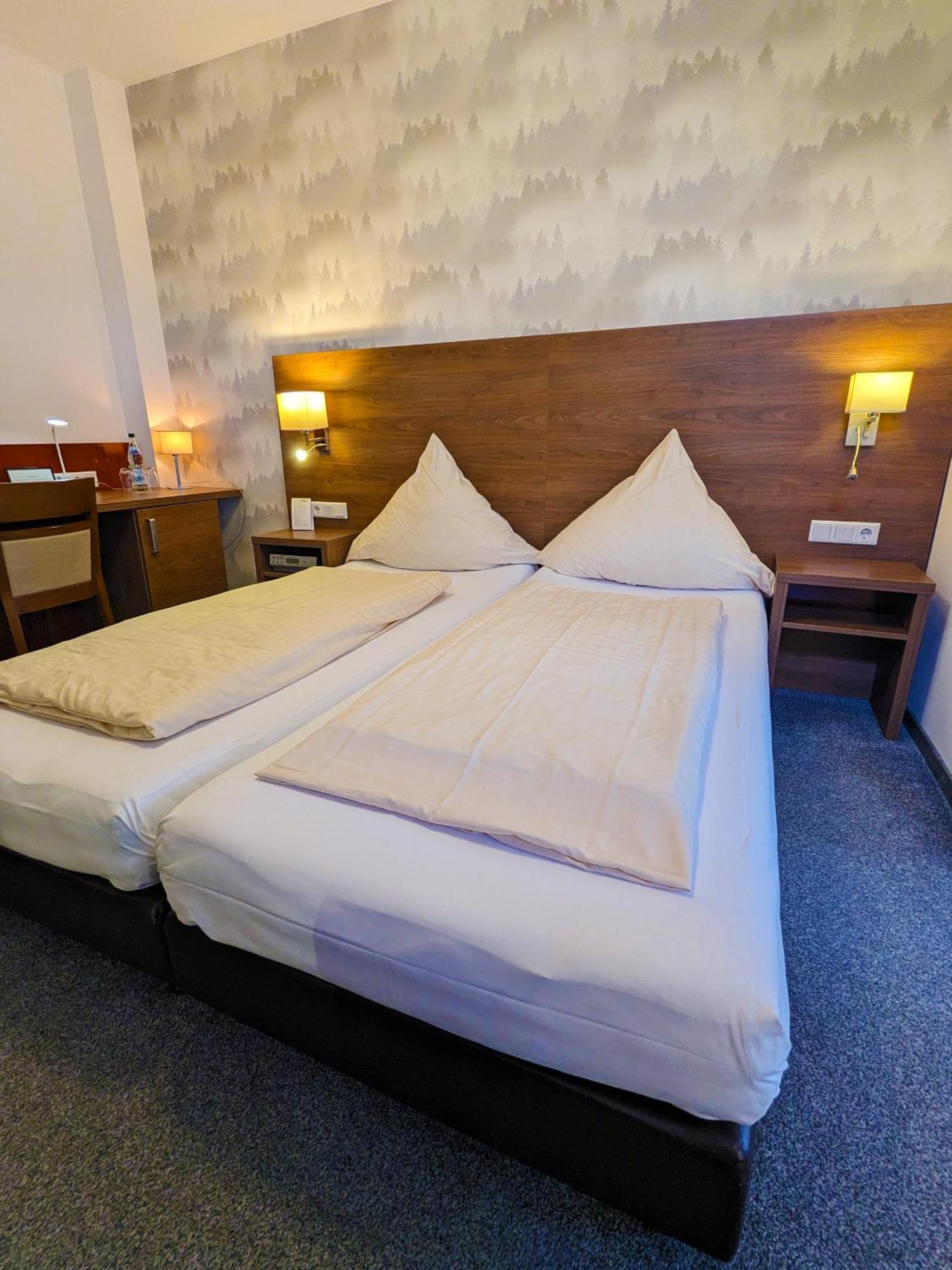 เยนุสกาสท์โฮฟ ฟุลดาเควลเลอ แอนด์ แบรค์โฮฟ วัสเซอร์คุพเพอ Hotel เกอร์สเฟลด์ ภายนอก รูปภาพ