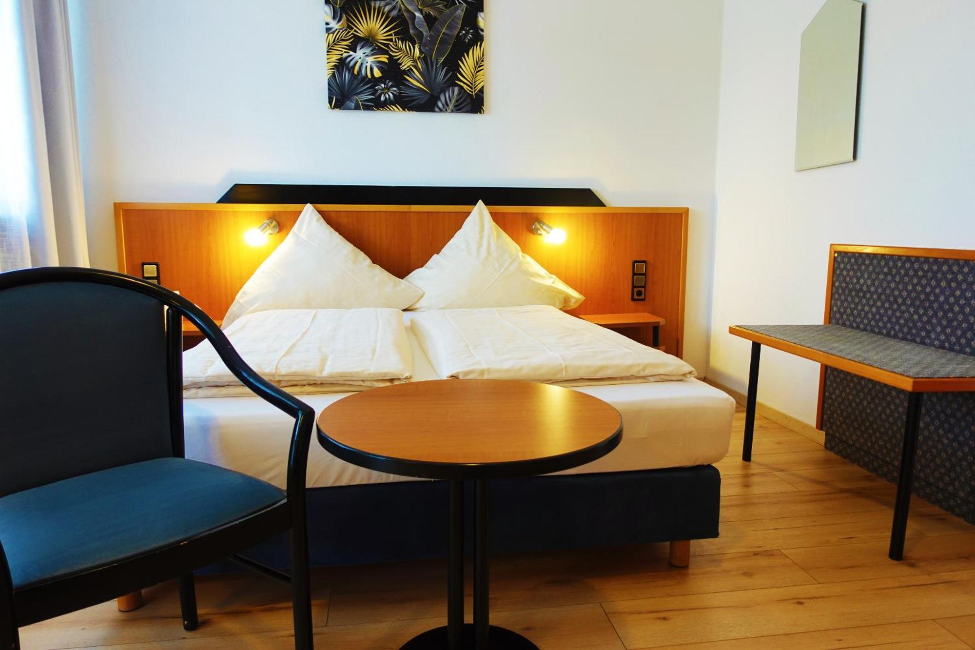 เยนุสกาสท์โฮฟ ฟุลดาเควลเลอ แอนด์ แบรค์โฮฟ วัสเซอร์คุพเพอ Hotel เกอร์สเฟลด์ ภายนอก รูปภาพ