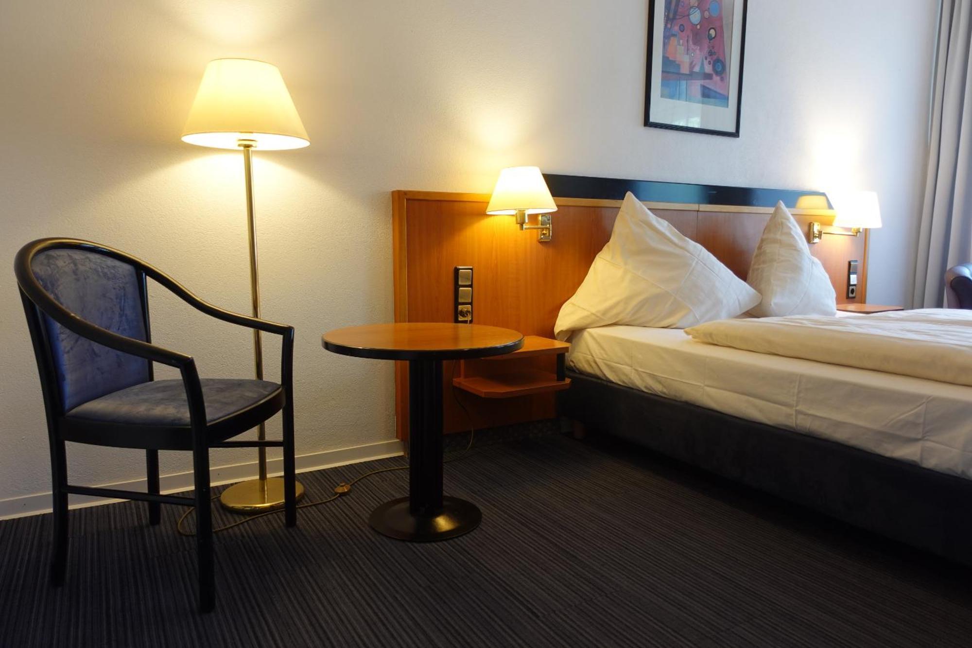 เยนุสกาสท์โฮฟ ฟุลดาเควลเลอ แอนด์ แบรค์โฮฟ วัสเซอร์คุพเพอ Hotel เกอร์สเฟลด์ ห้อง รูปภาพ