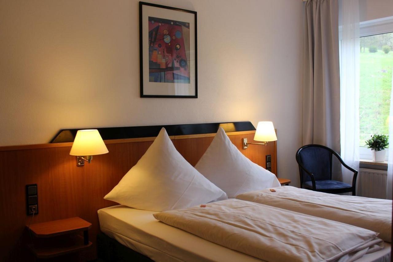 เยนุสกาสท์โฮฟ ฟุลดาเควลเลอ แอนด์ แบรค์โฮฟ วัสเซอร์คุพเพอ Hotel เกอร์สเฟลด์ ห้อง รูปภาพ